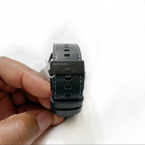 DIESEL MS9 3 HAND BLACK LEATHER WATCH - Picture 9 of 11